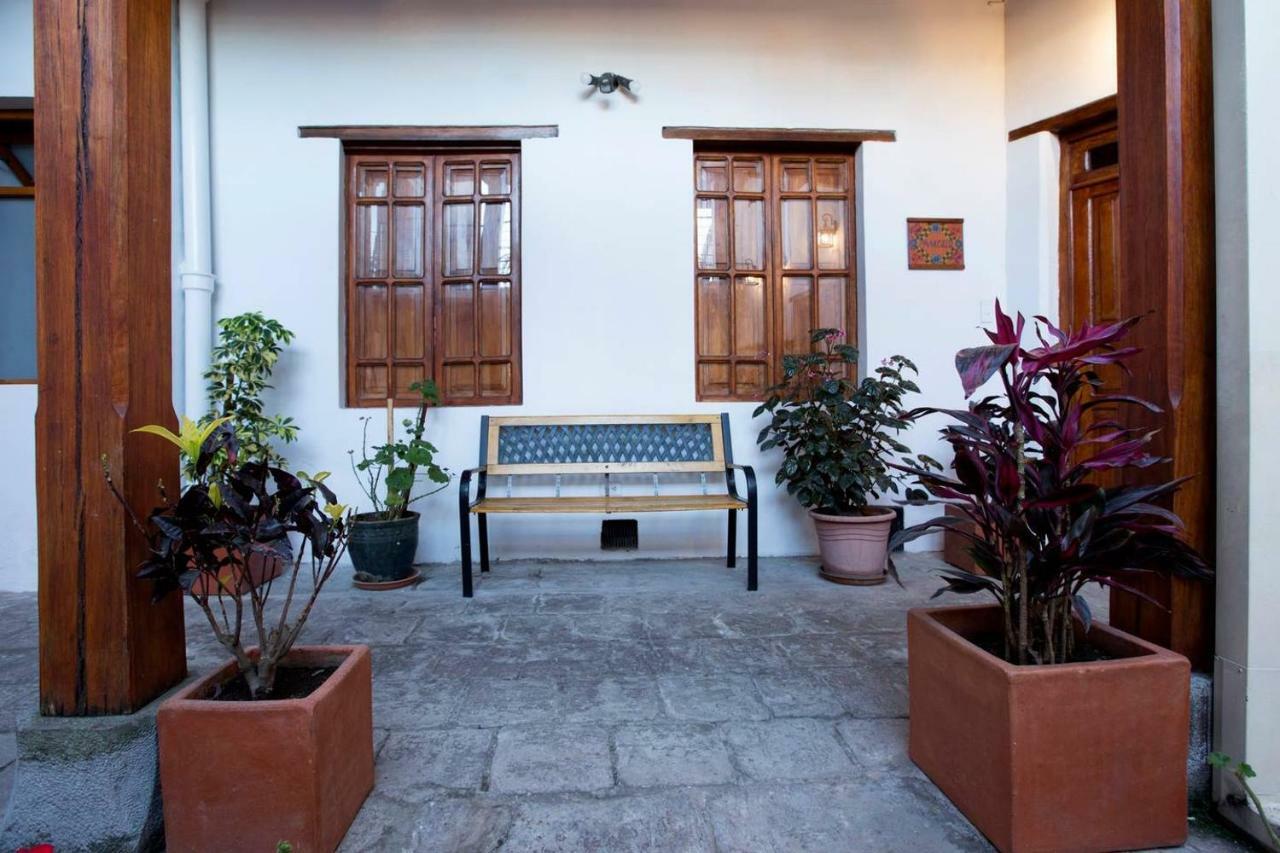 Casa Lunaloma - Boutique Apartments Quito Buitenkant foto